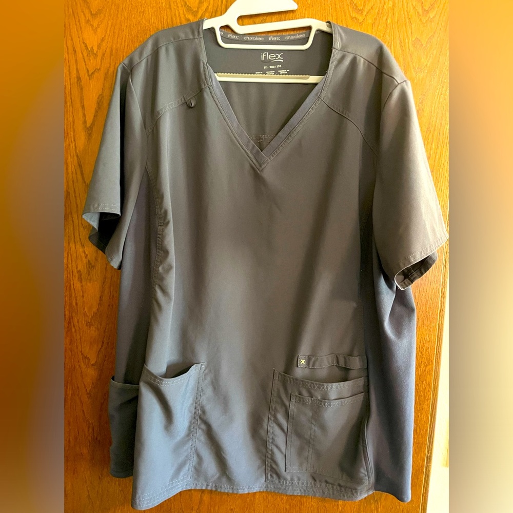 Cherokee iflex 3x scrub top gray